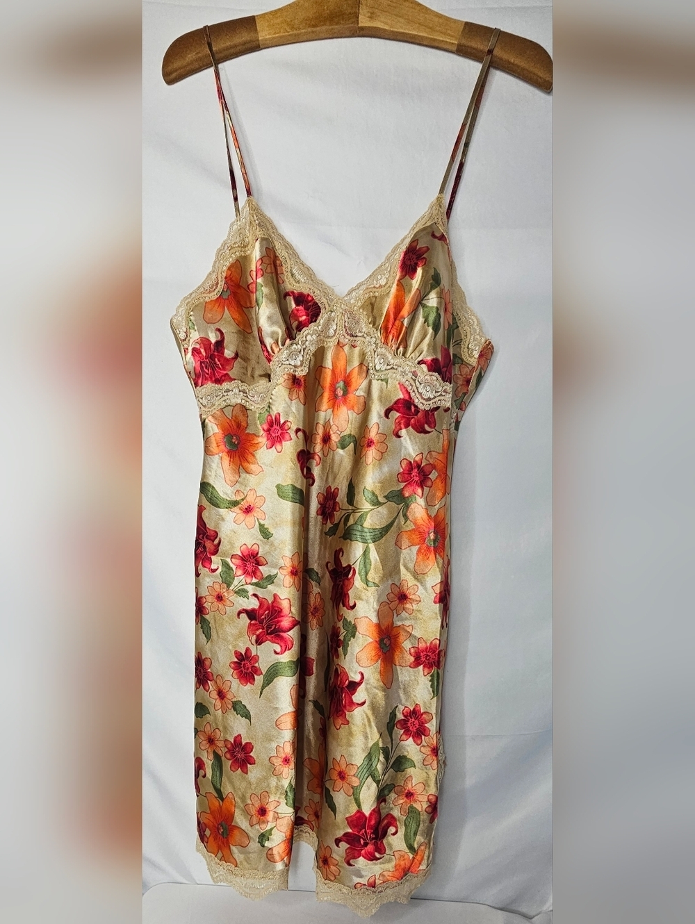 ​Gilligan & O'Malley Floral Satin Chemise Nightgown M Lace Trim Slip Dress Gold